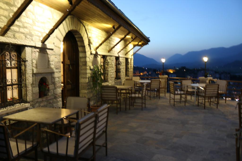 Hotel Kodra Gjirokastër Buitenkant foto