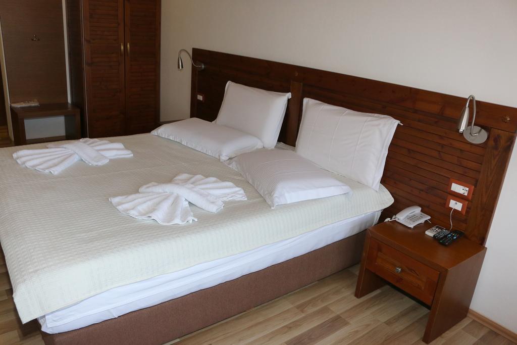 Hotel Kodra Gjirokastër Buitenkant foto