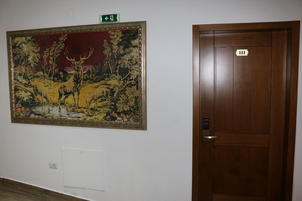Hotel Kodra Gjirokastër Buitenkant foto