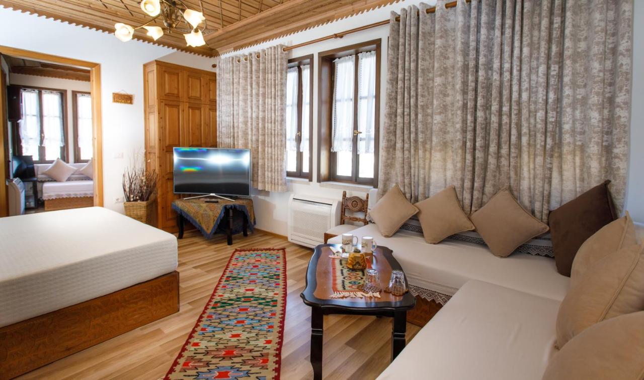 Hotel Kodra Gjirokastër Buitenkant foto